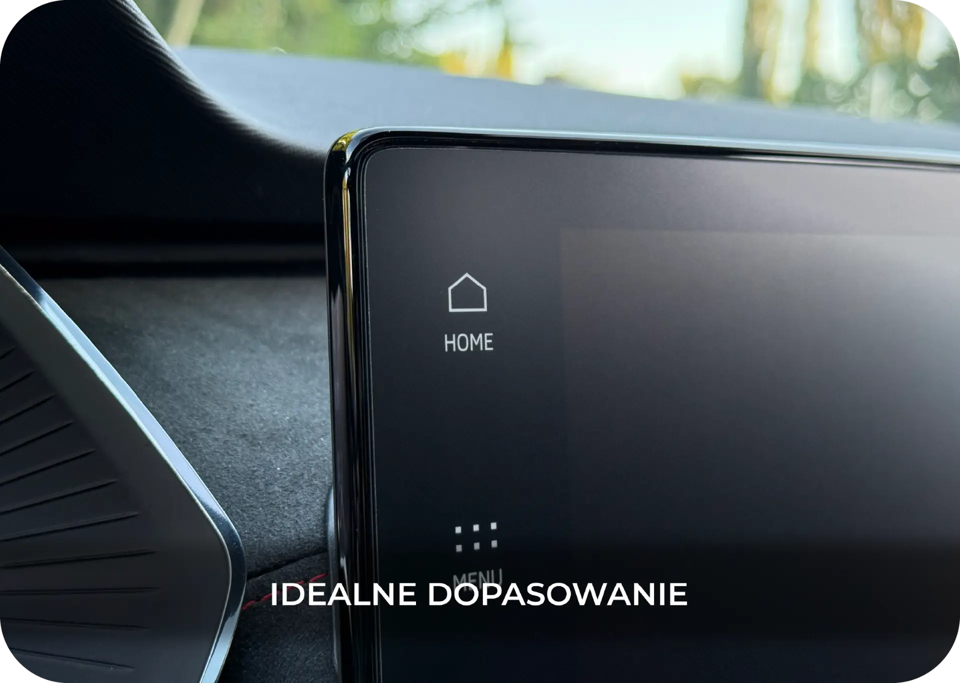 Idealne dopasowanie folii do krawędzi wyświetlacza samochodu